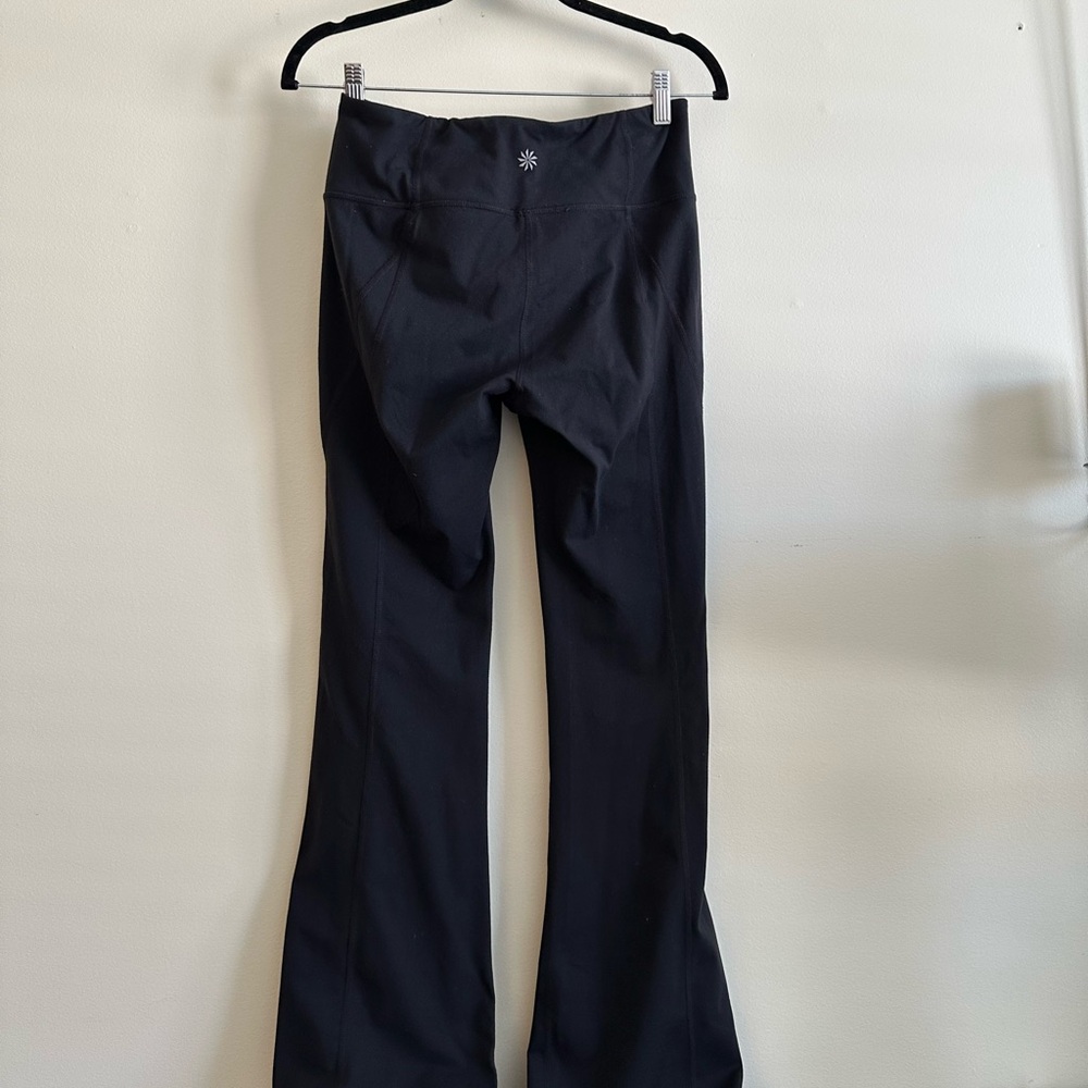 Athleta flare leggings size M long, in black